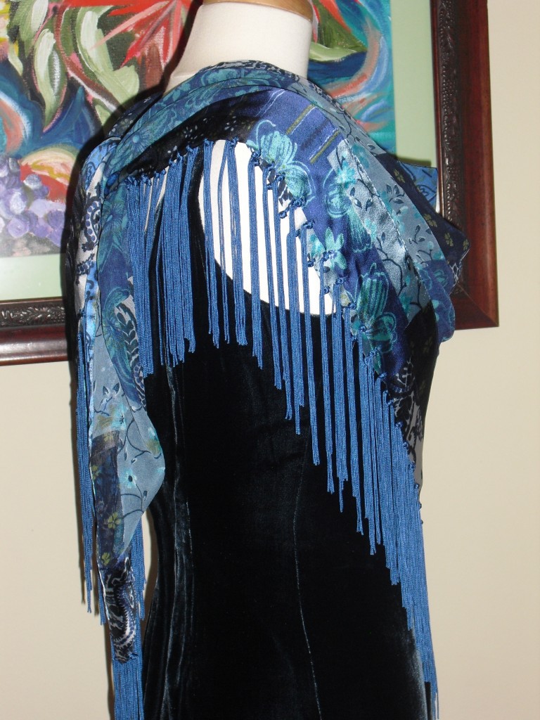 how to wear a large square shawl